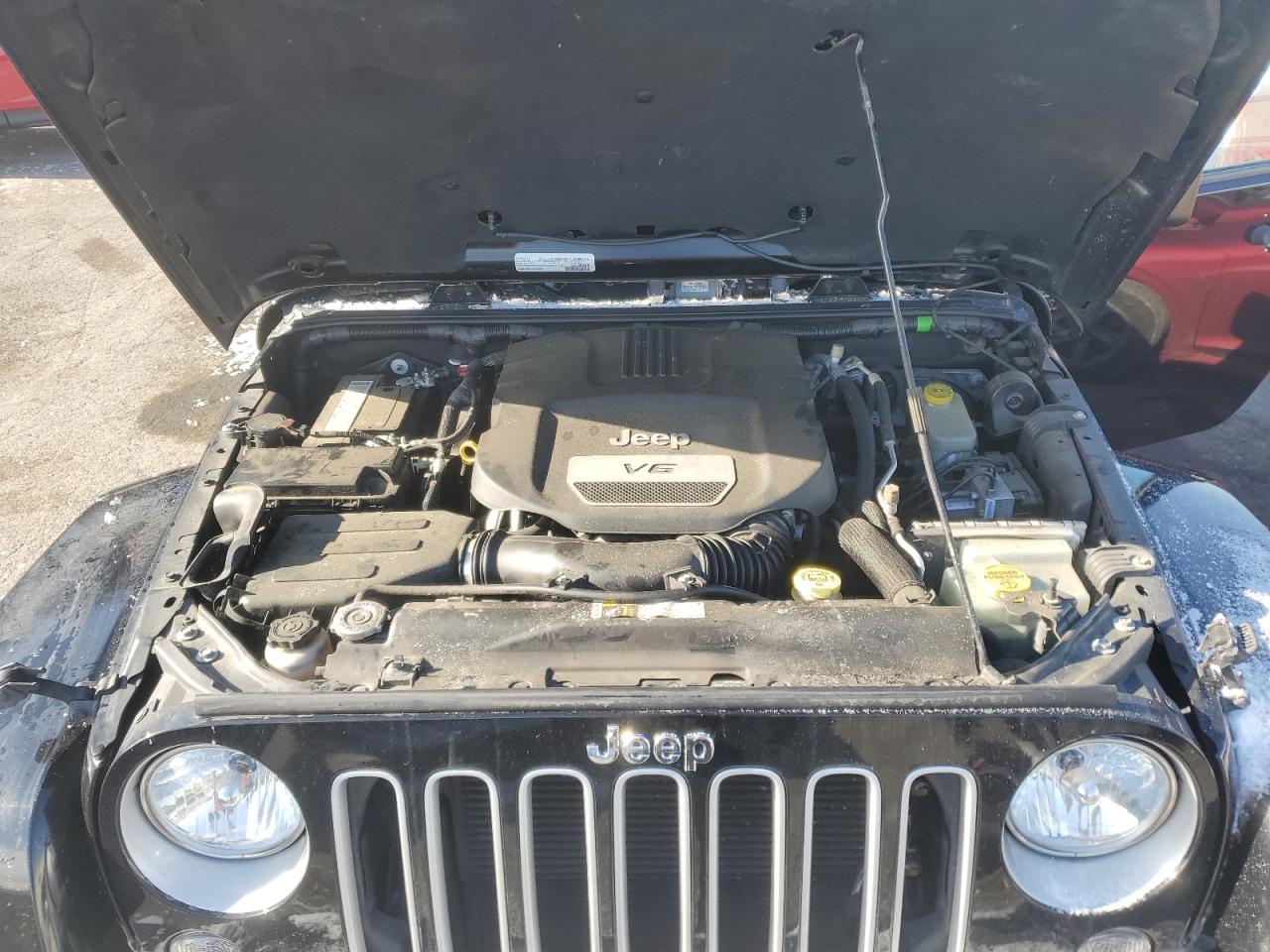 2016 Jeep Wrangler - Image 12
