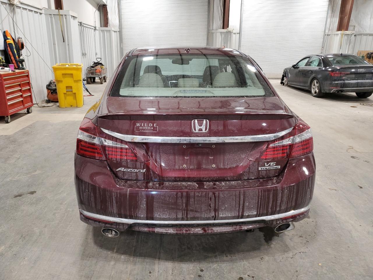 1HGCR3F9XGA026878 HONDA ACCORD 2016