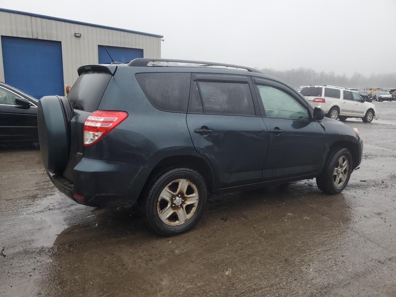 2010 Toyota RAV 4 - Image 3