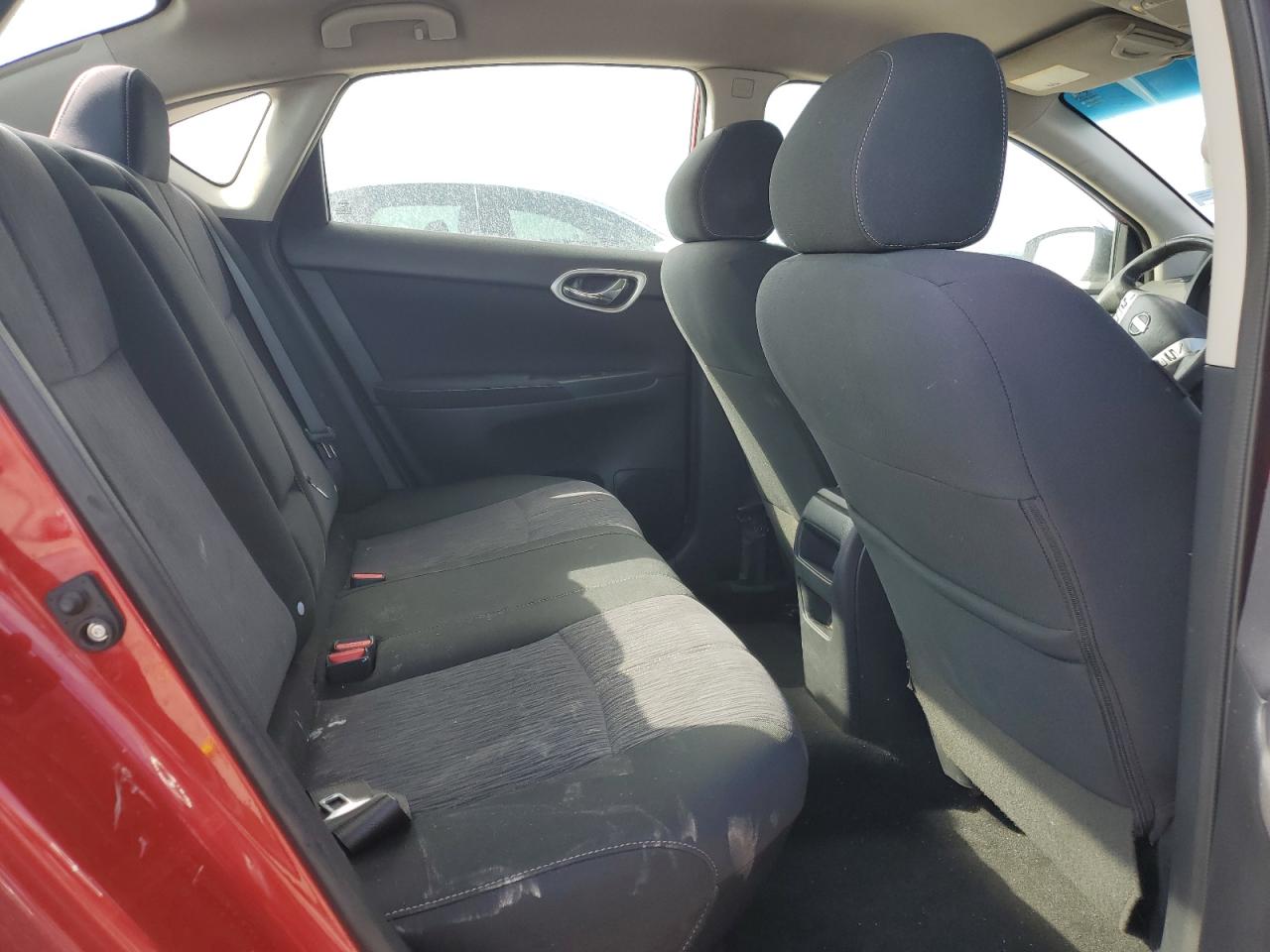 2014 Nissan Sentra - Image 10
