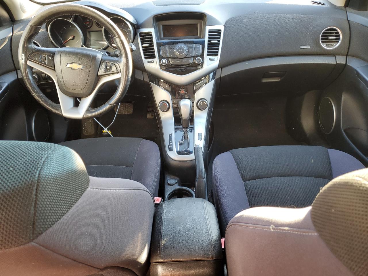 2012 Chevrolet Cruze - Image 8