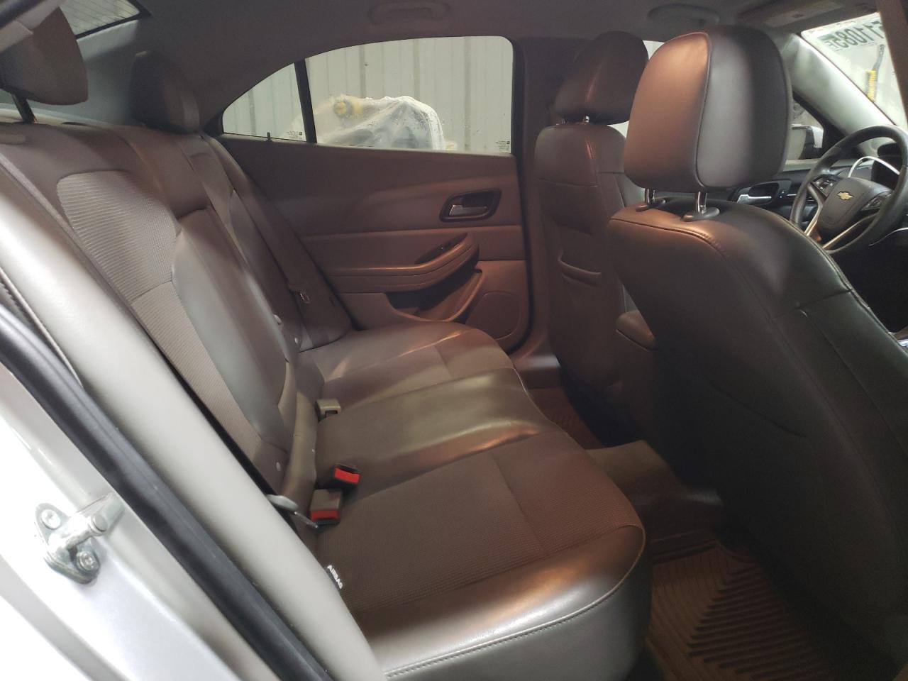 2015 Chevrolet Malibu - Image 10