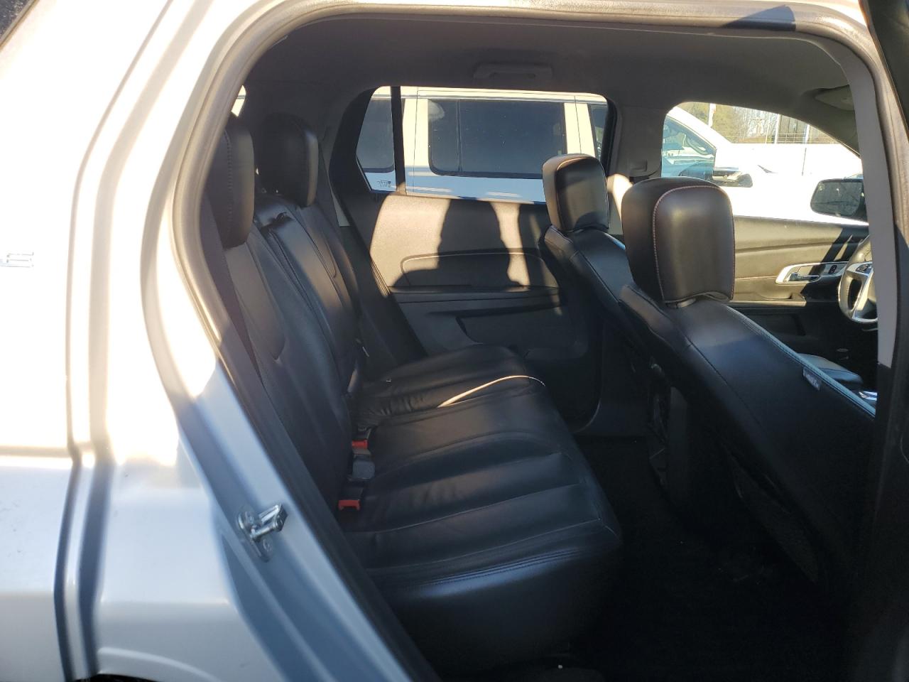 2015 GMC Terrain - Image 11