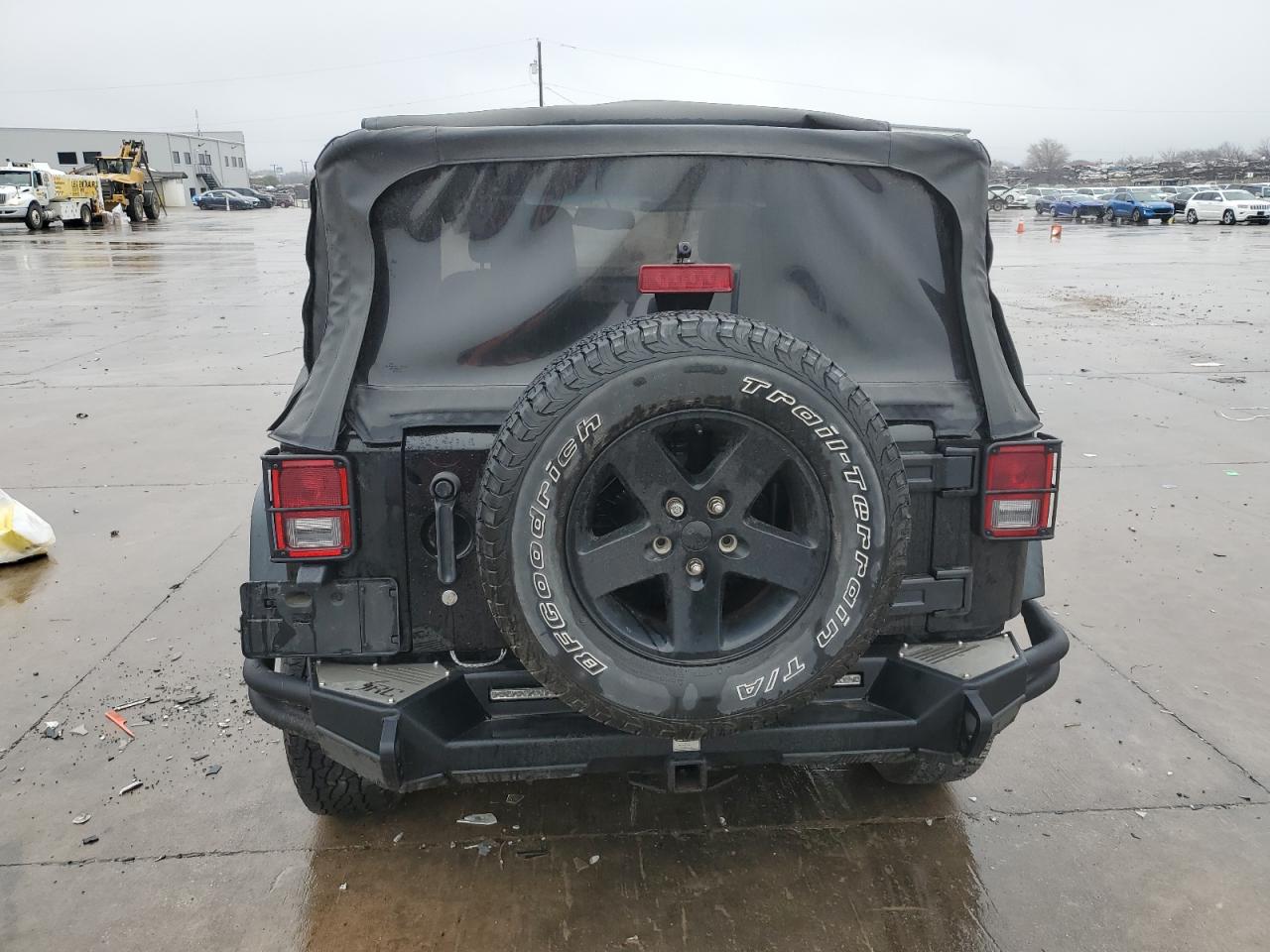 2016 Jeep Wrangler - Image 6