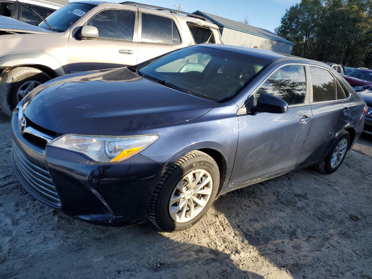 VIN 4T1BF1FK9HU699327 2017 TOYOTA CAMRY no.1