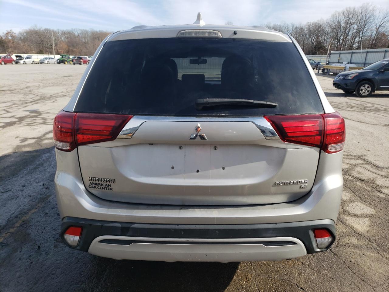 2019 Mitsubishi Outlander - Image 6