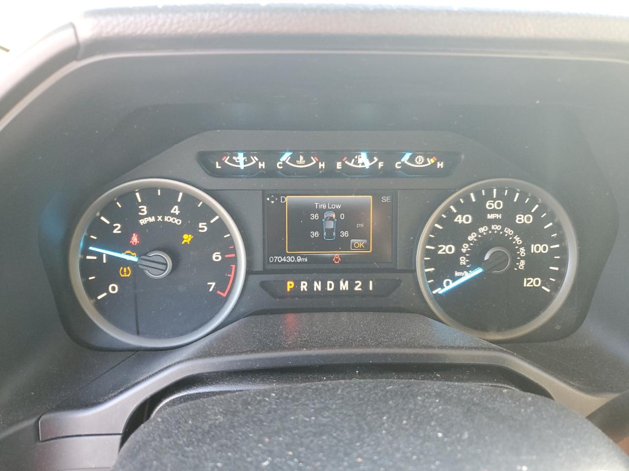 2015 Ford F-150 - Image 9