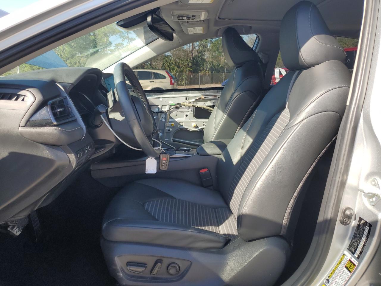 2021 Toyota Camry - Image 7