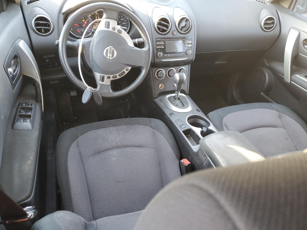 2013 Nissan Rogue - Image 8
