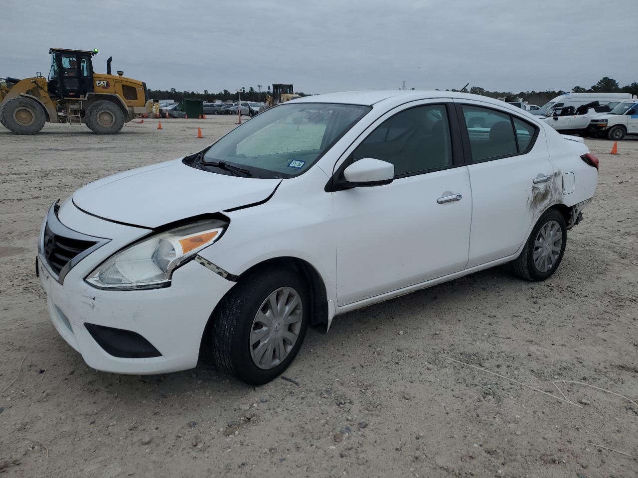 2015 Nissan Versa - Image 1
