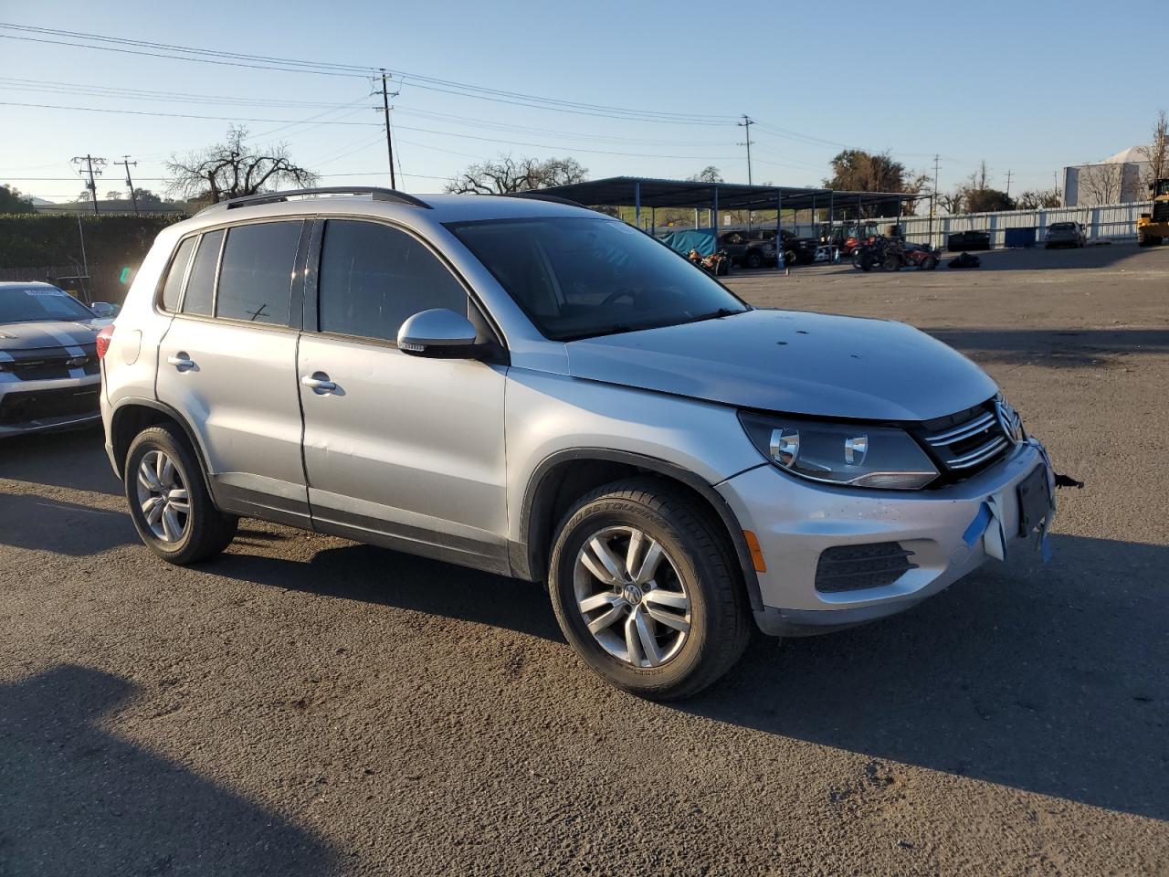 2015 Volkswagen Tiguan - Image 4