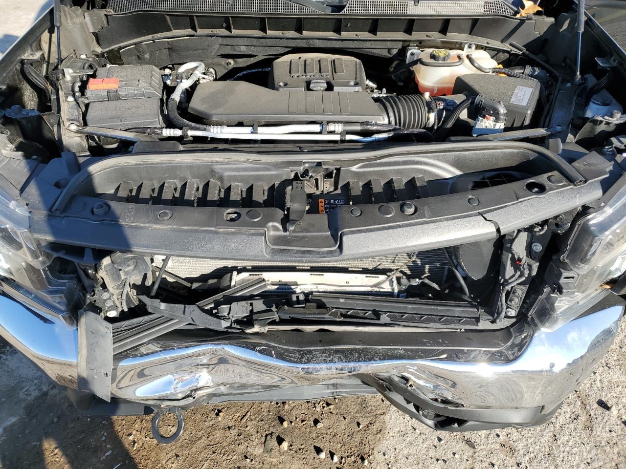 2021 Chevrolet Silverado - Image 11