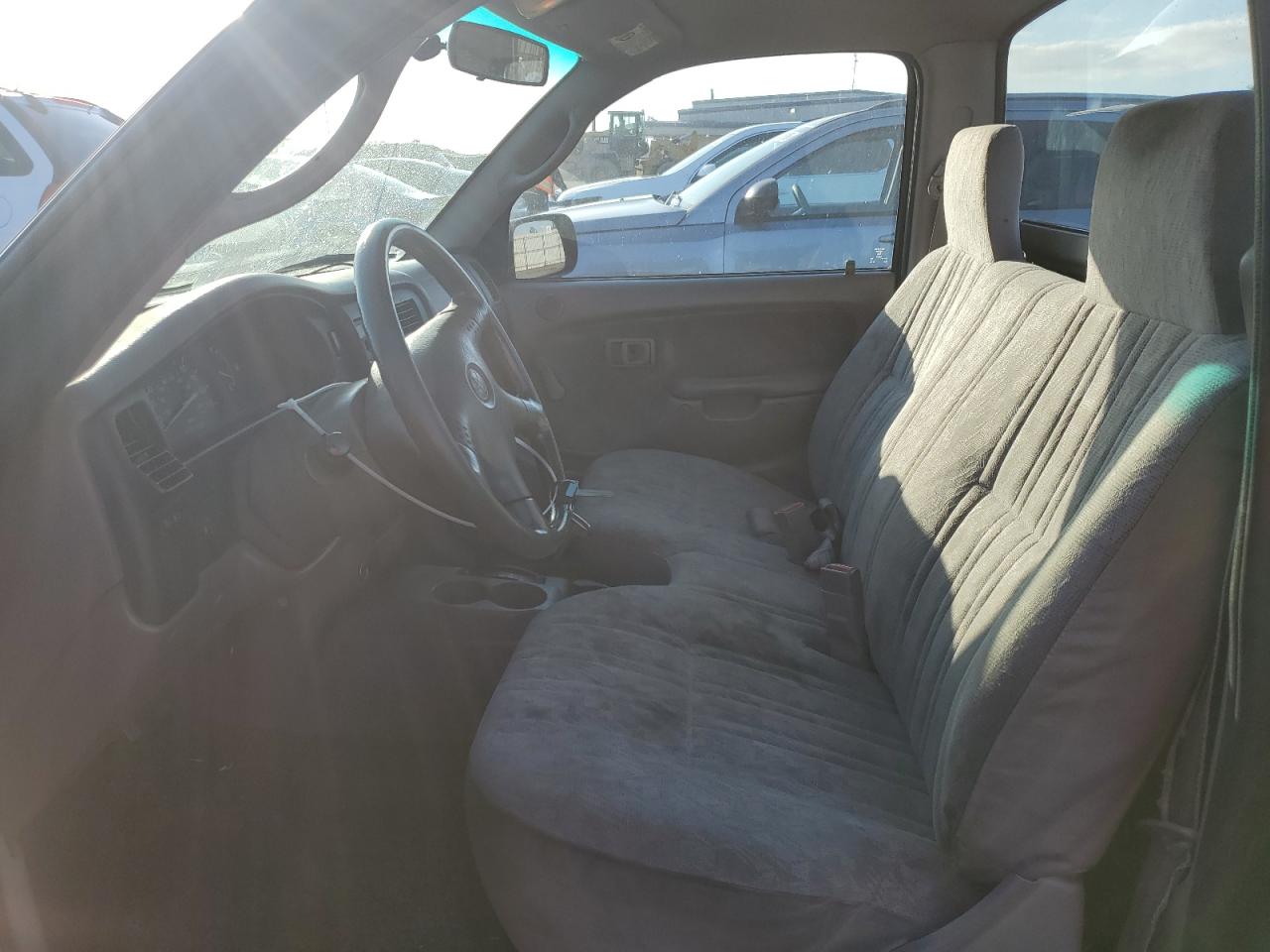 2002 Toyota Tacoma - Image 7