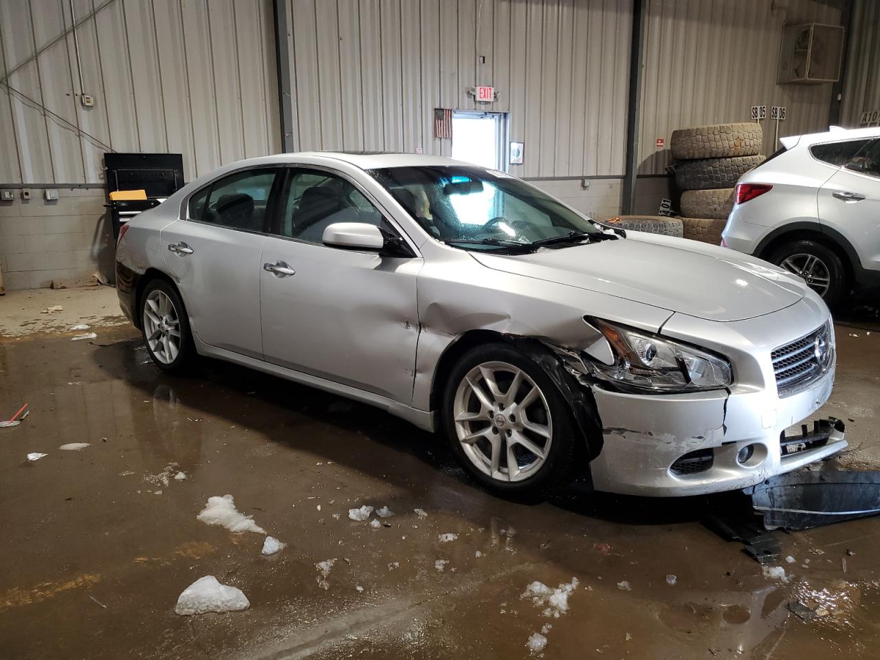 2010 Nissan Maxima - Image 4