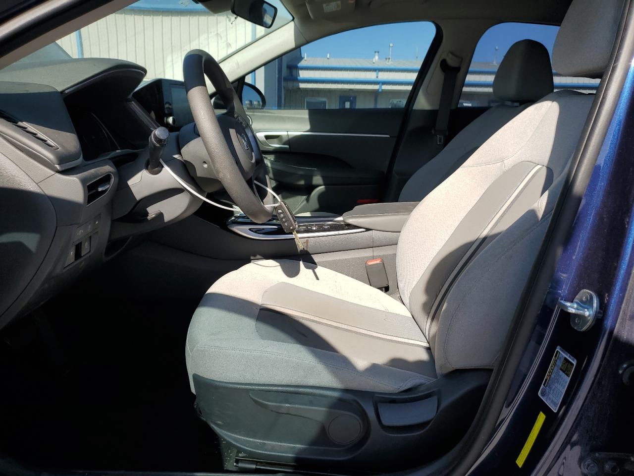2022 Hyundai Sonata - Image 7