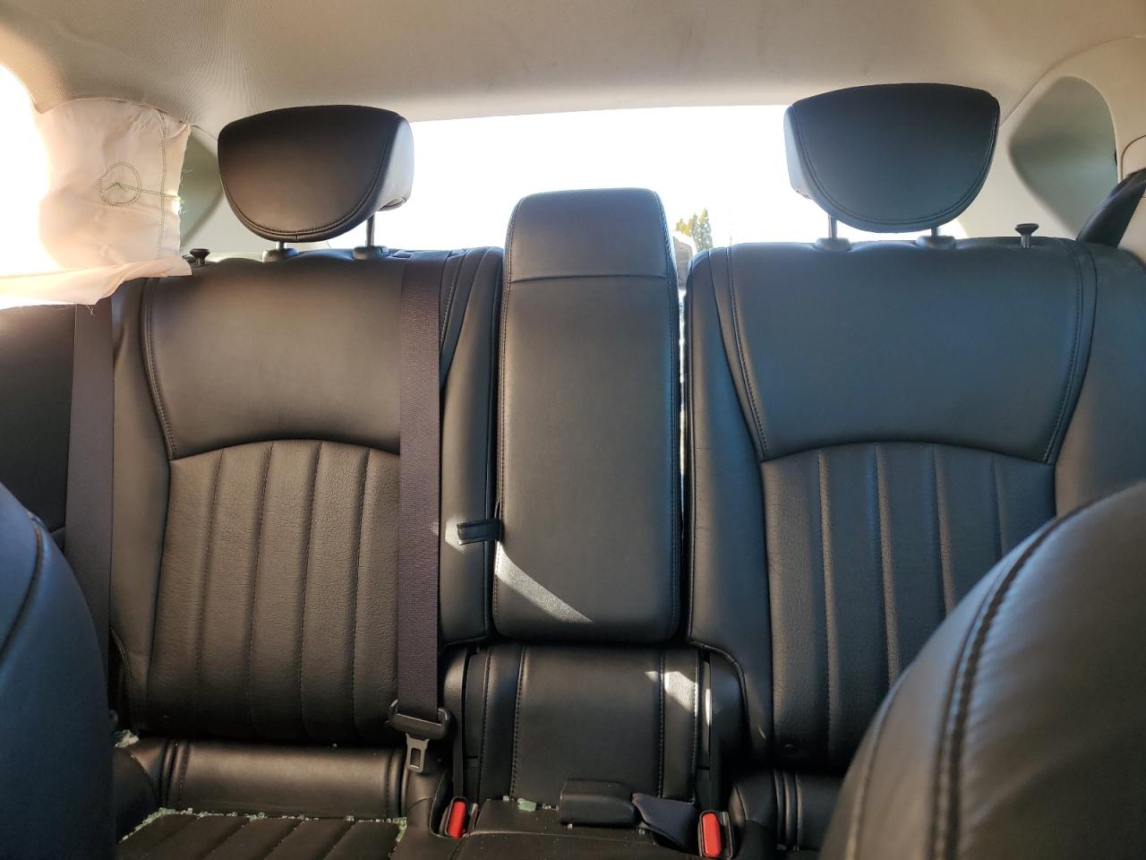 2016 Infiniti QX50 - Image 10