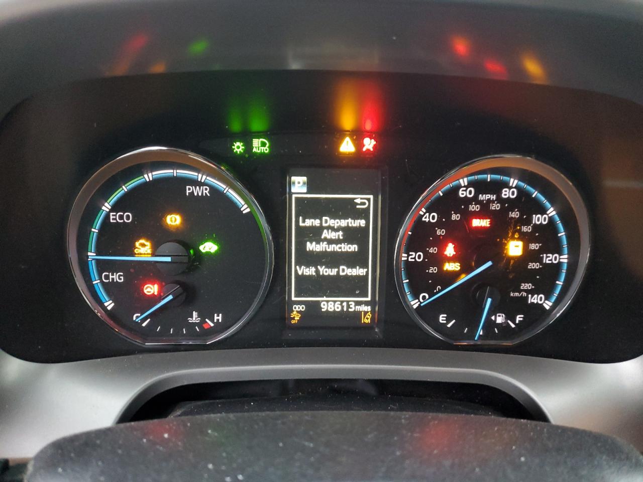 2018 Toyota RAV 4 - Image 9