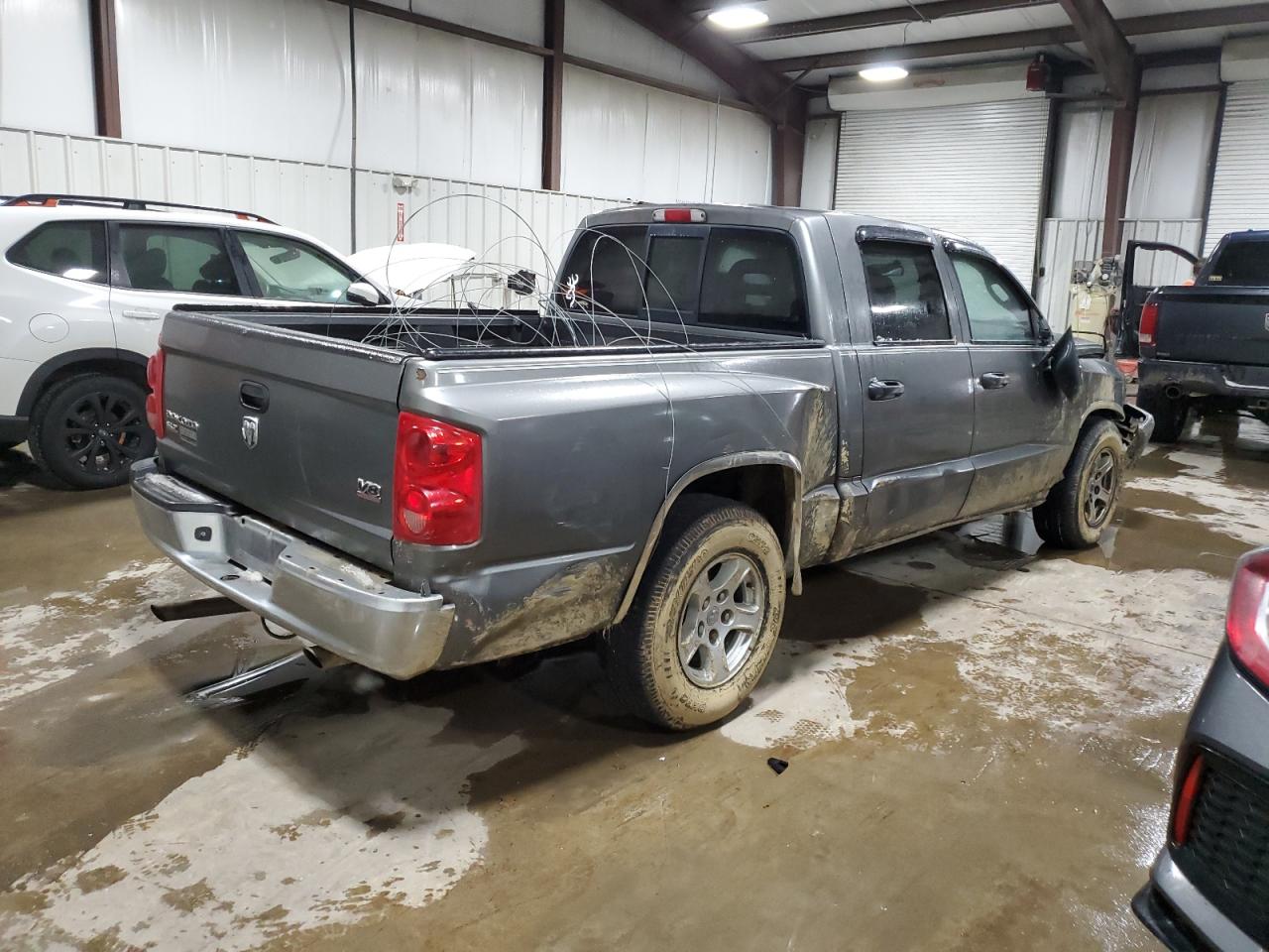2005 Dodge Dakota - Image 3