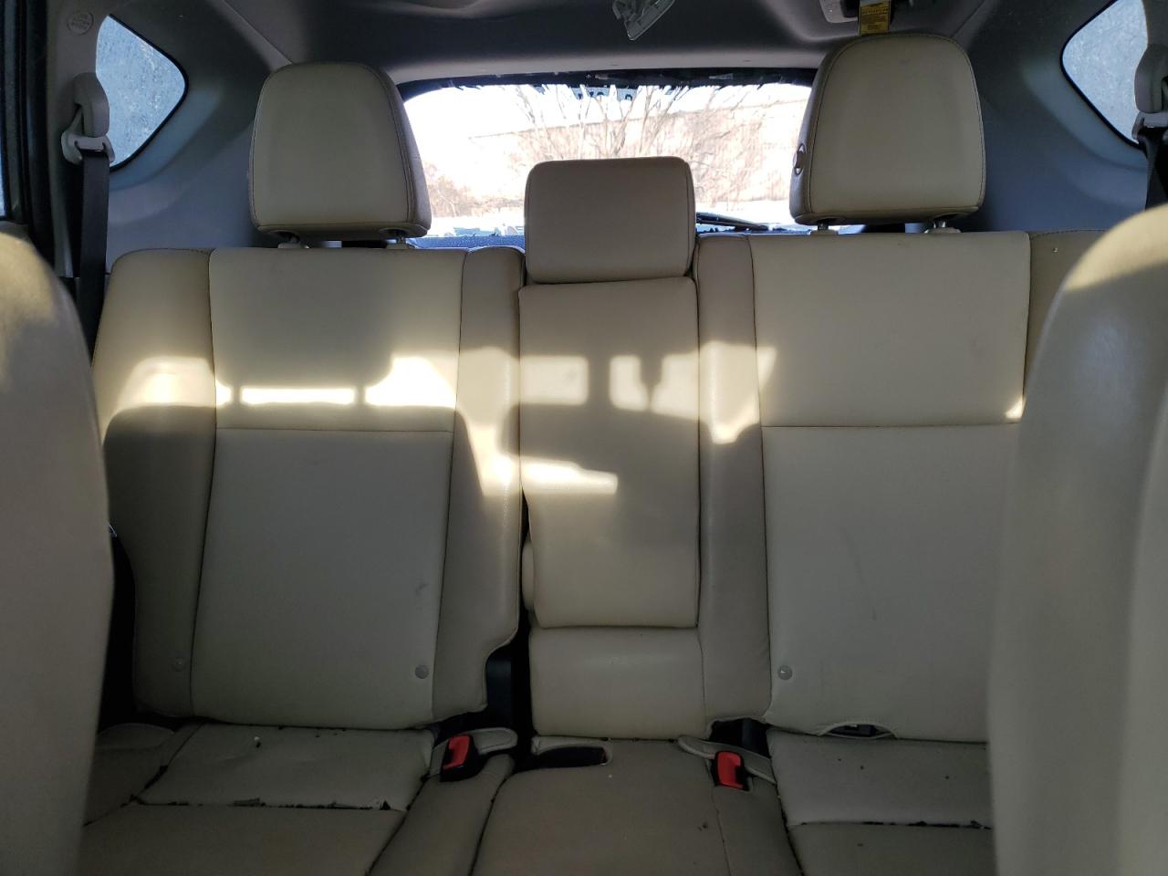 2013 Toyota RAV 4 - Image 10
