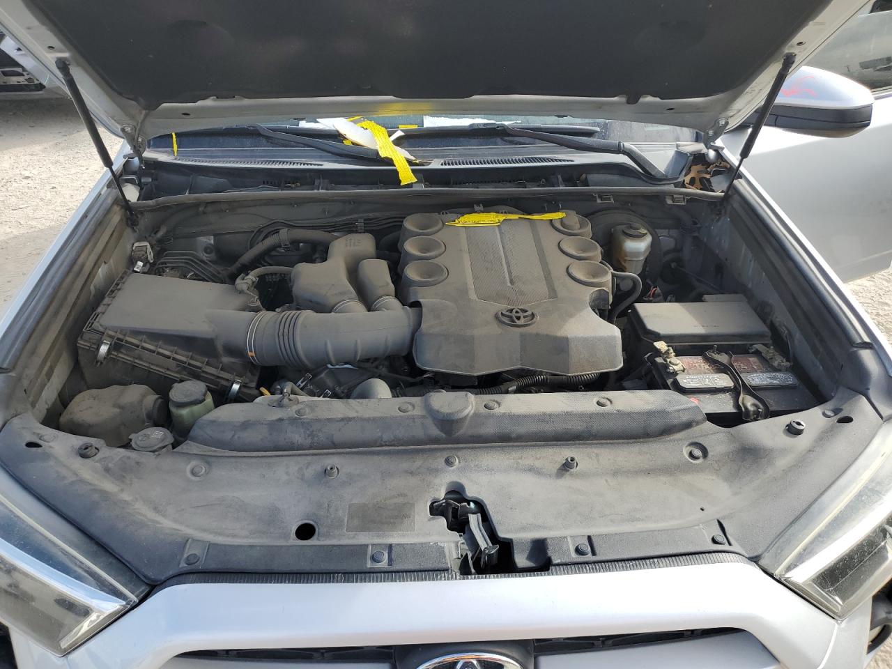 2017 Toyota 4Runner - Image 12