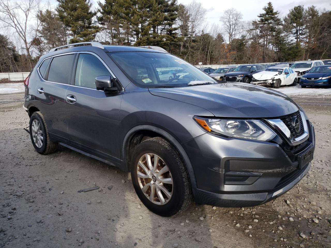 2018 Nissan Rogue - Image 4