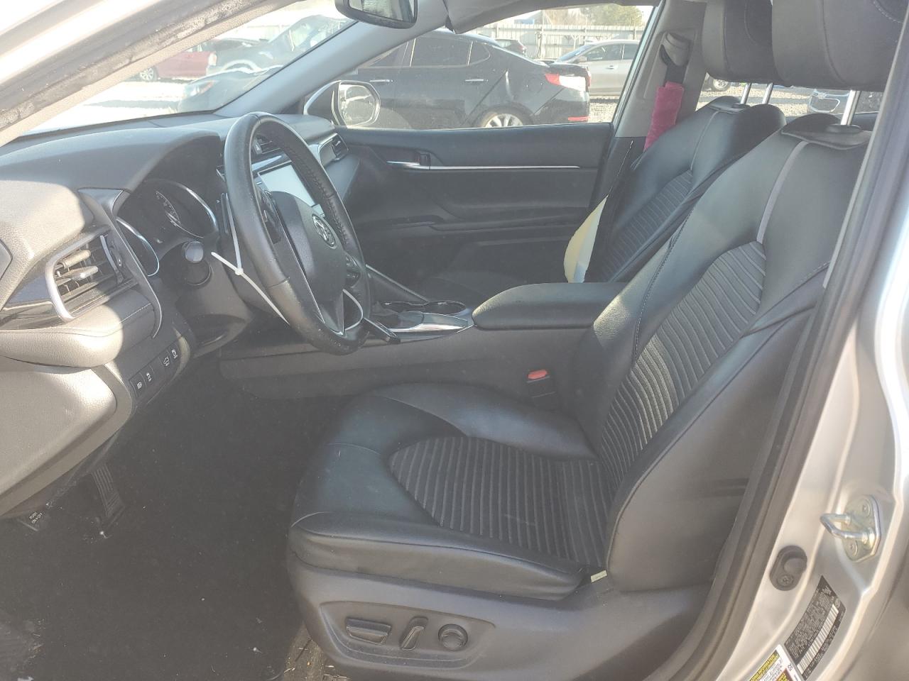 2020 Toyota Camry - Image 7