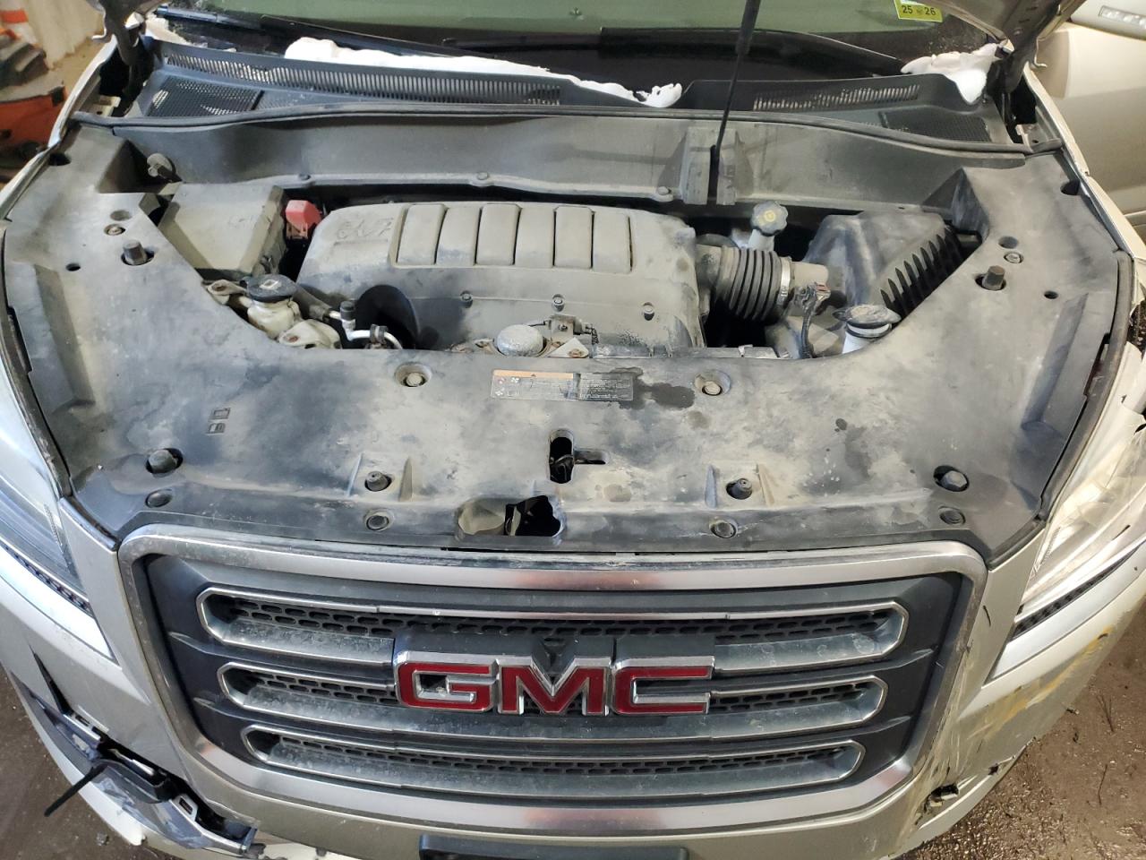 2016 GMC Acadia - Image 13