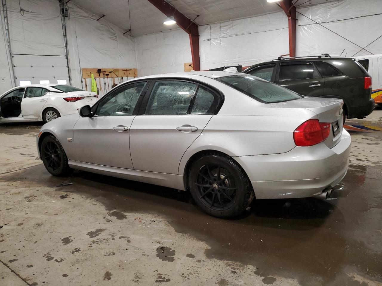 2011 BMW 3er - Image 2