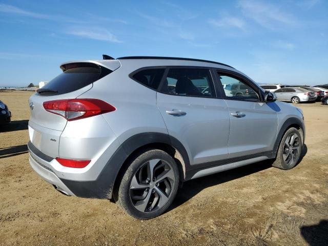  HYUNDAI TUCSON 2018 Srebrny