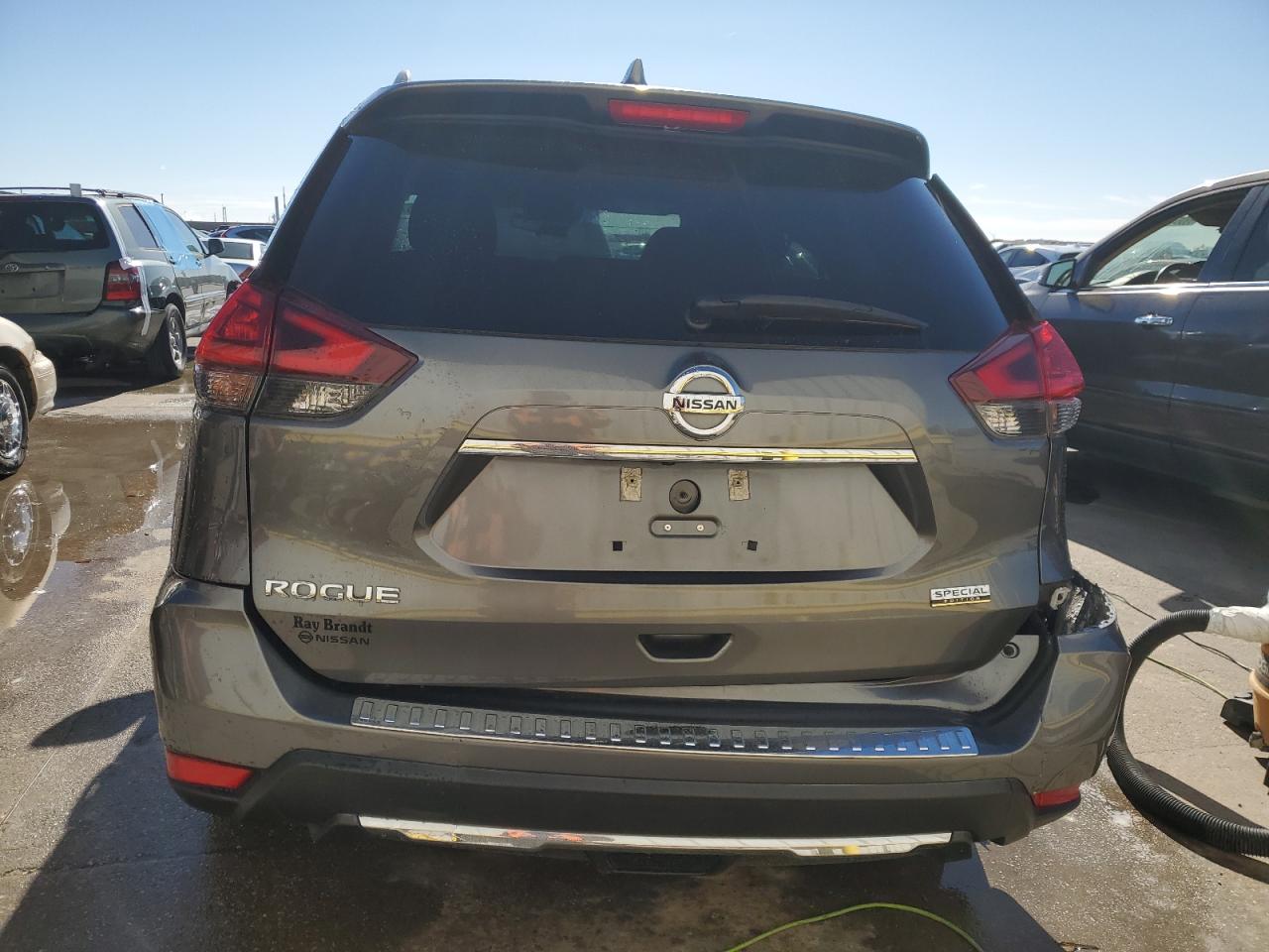2019 Nissan Rogue - Image 6