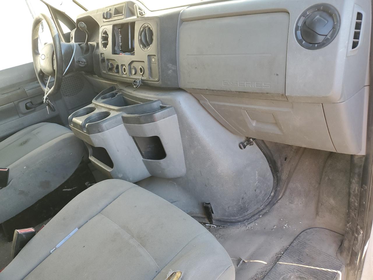 2012 Ford Econoline - Image 8