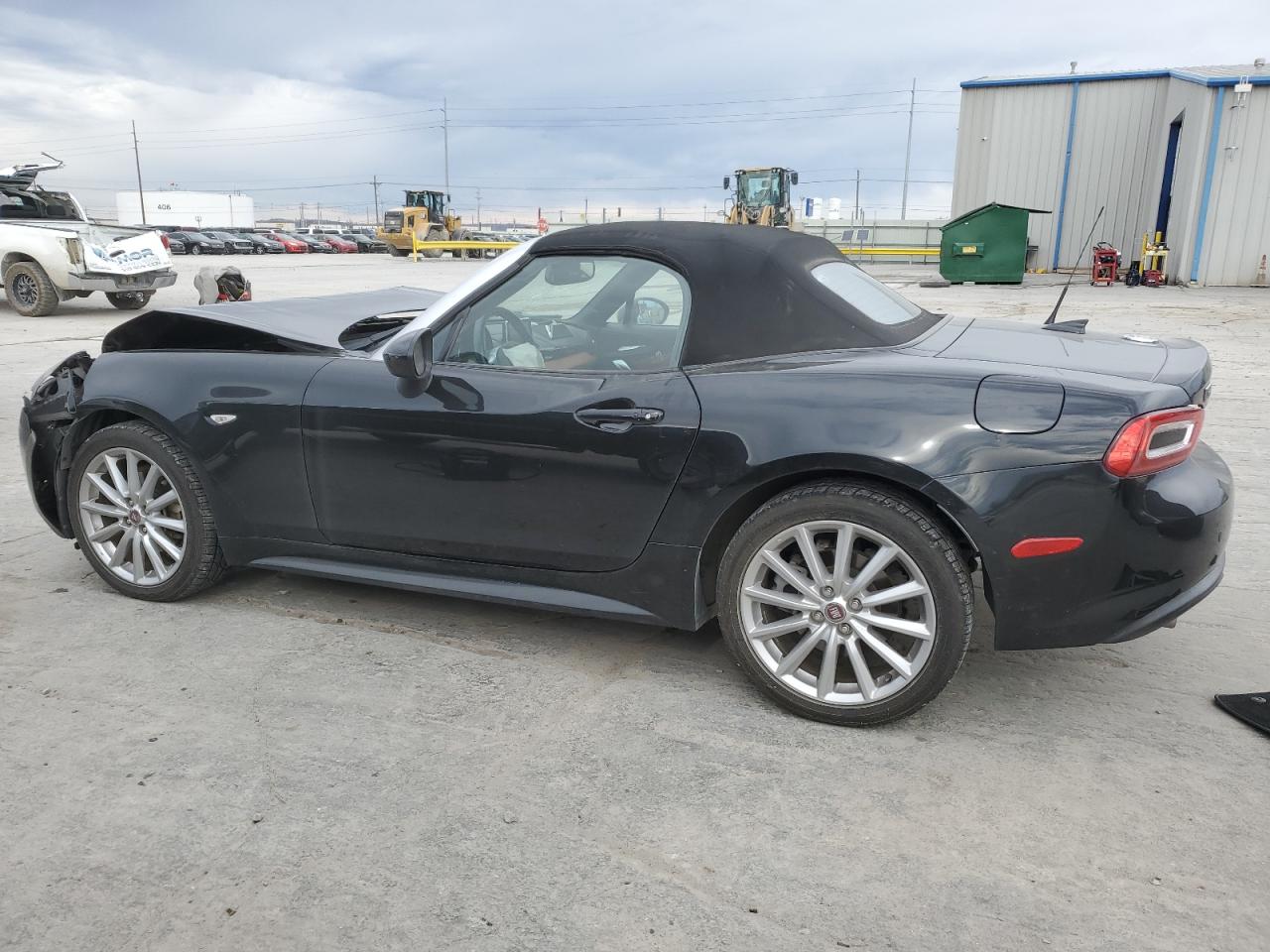 2018 Fiat 124 Spider - Image 2