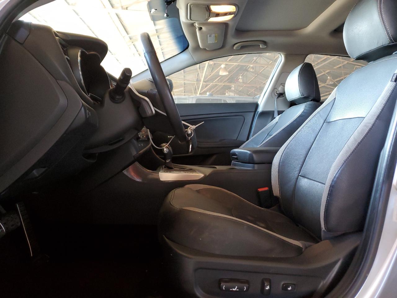 2012 Kia Optima - Image 7