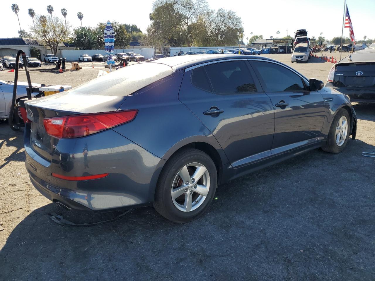 VIN 5XXGM4A72FG491331 2015 KIA OPTIMA no.3