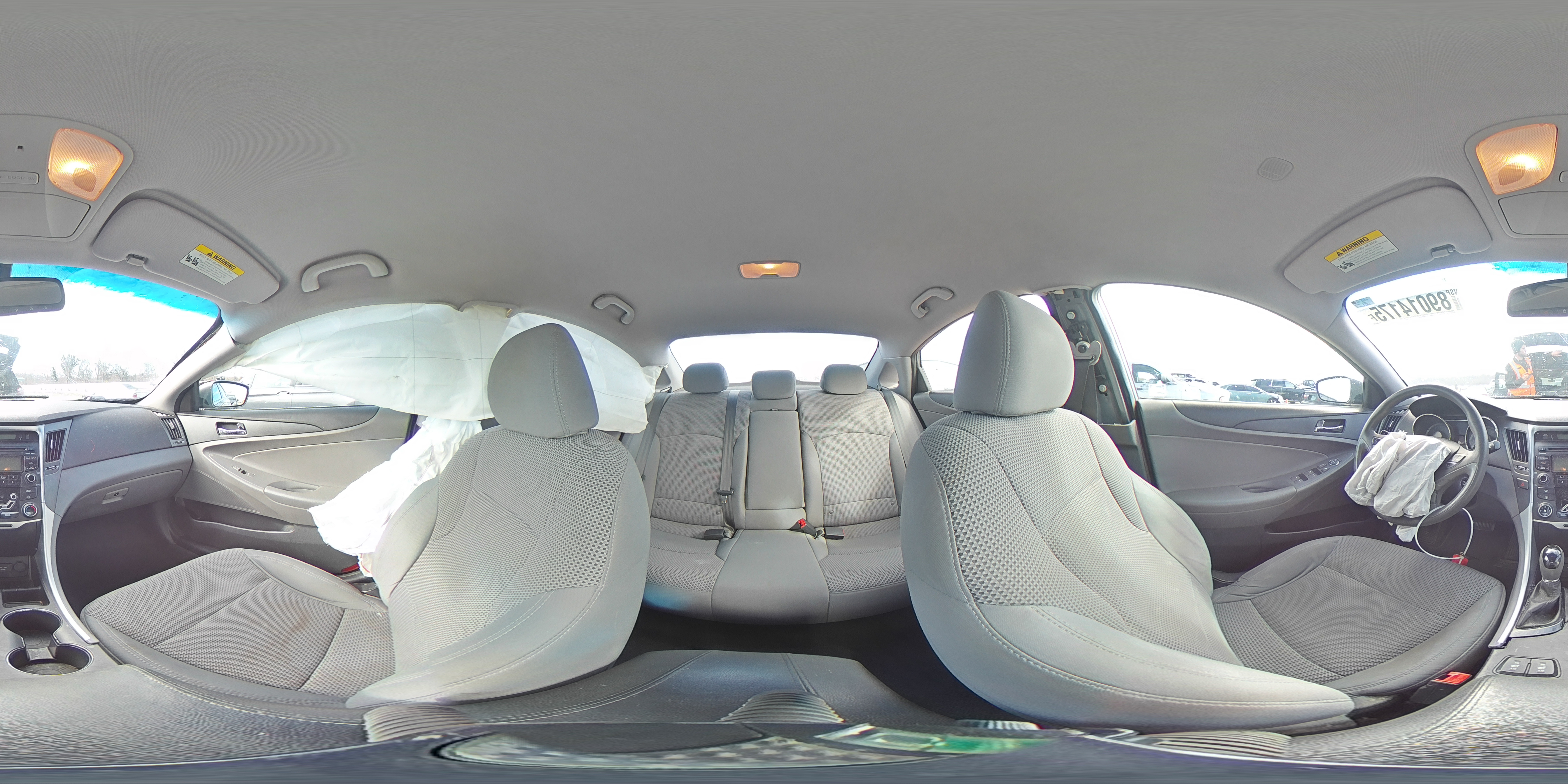 2013 Hyundai Sonata - Image 13