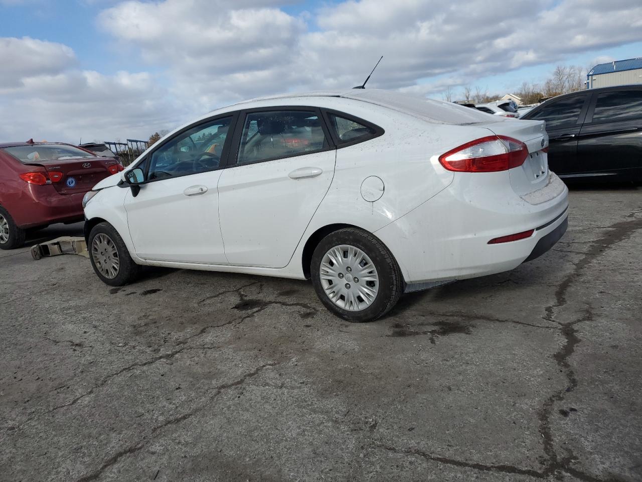 VIN 3FADP4AJ8GM142010 2016 FORD FIESTA no.2