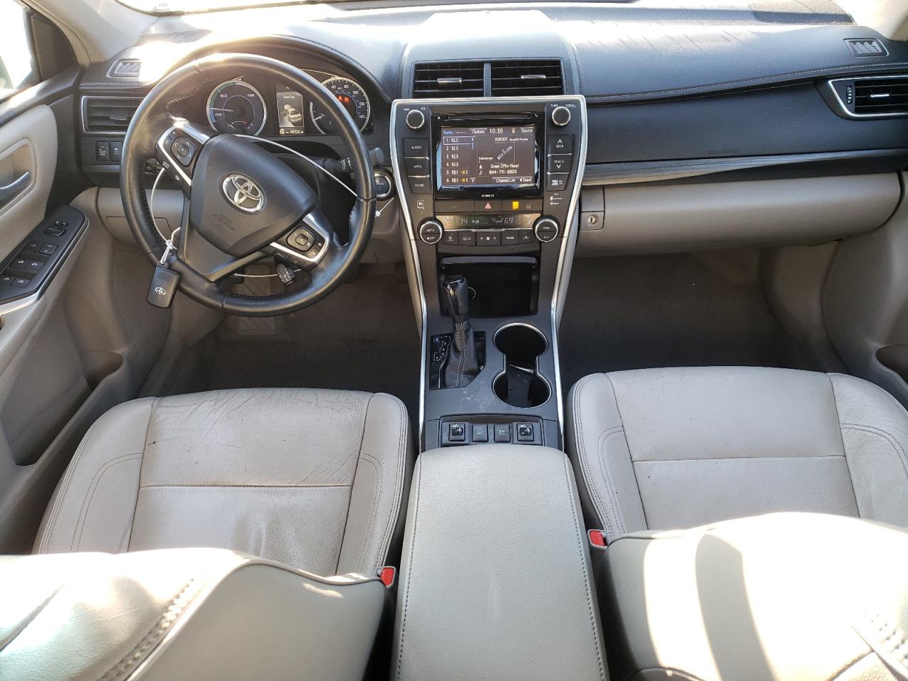 2016 Toyota Camry - Image 8