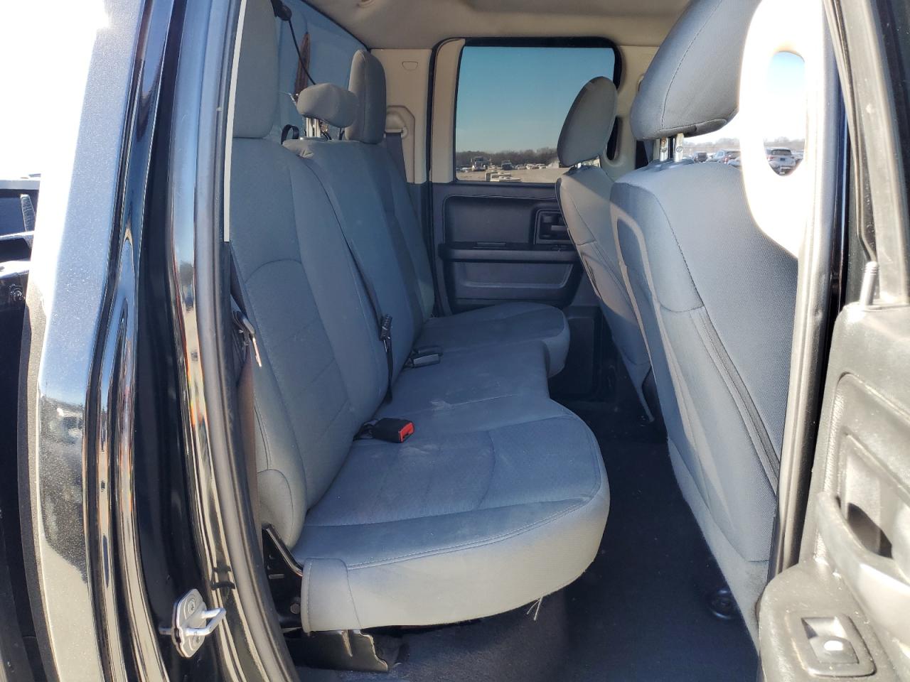 2014 RAM 1500 - Image 11
