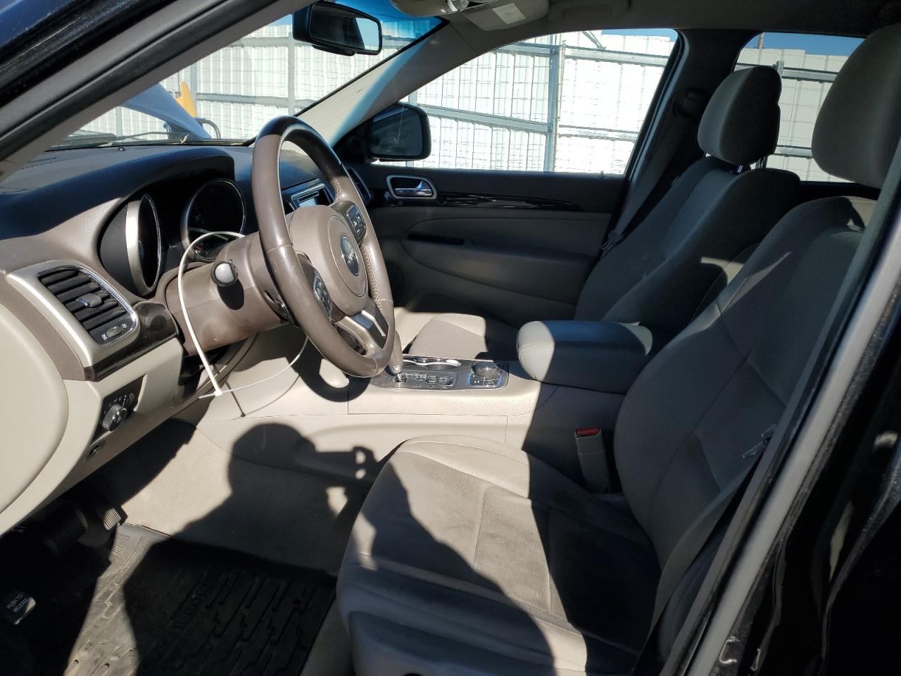 2013 Jeep Grand Cherokee - Image 7
