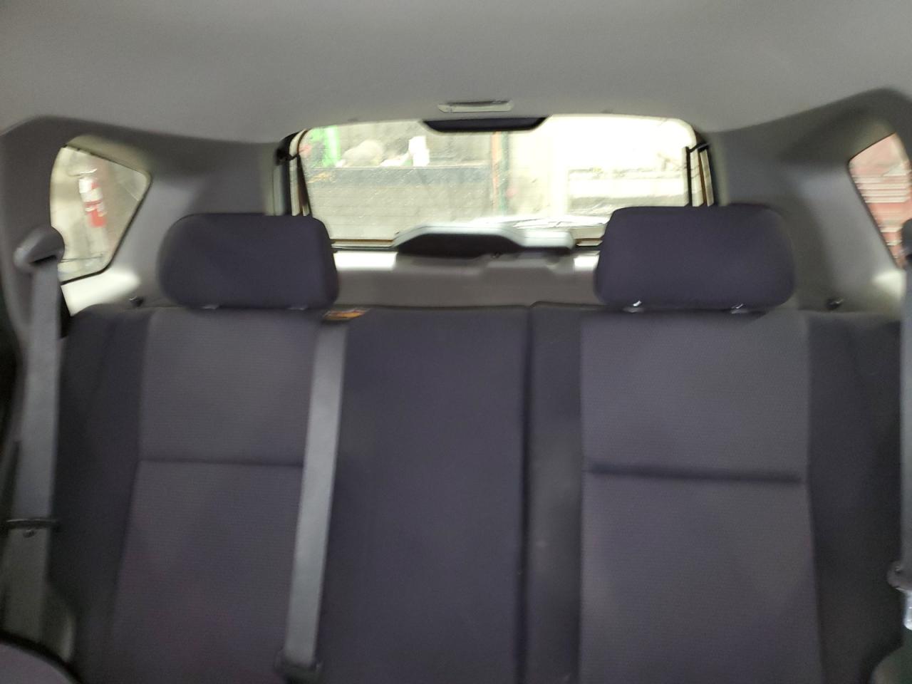 2007 Pontiac Vibe - Image 10