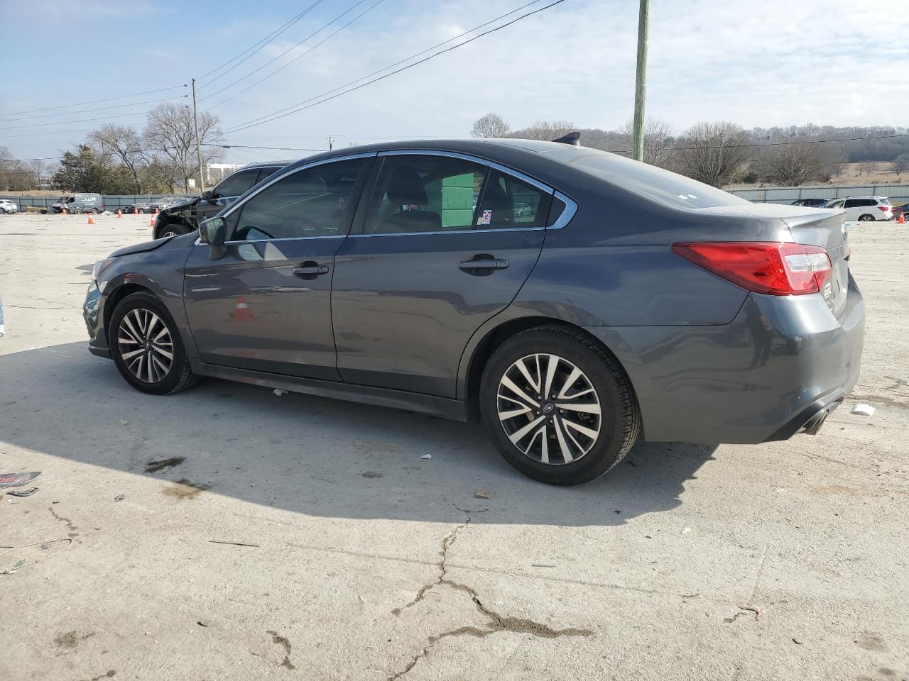2018 Subaru Legacy - Image 2