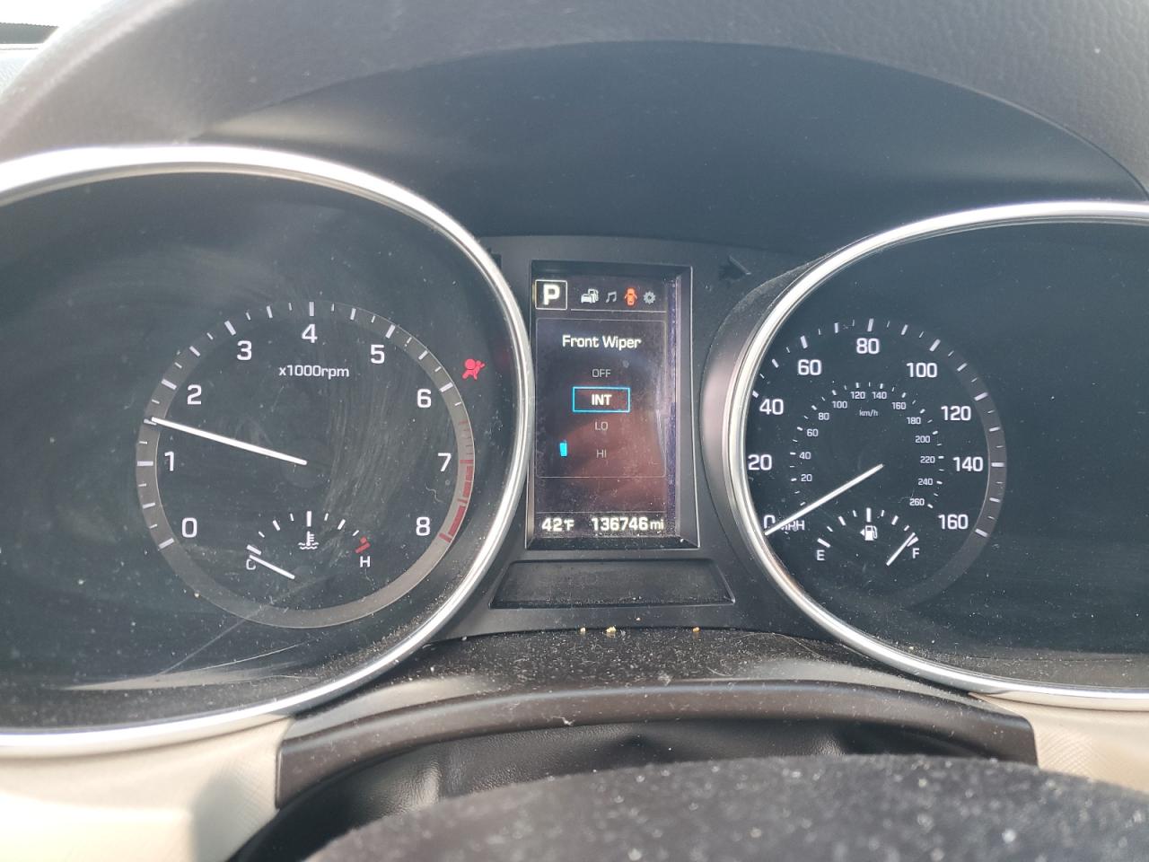 2017 Hyundai Santa Fe - Image 9
