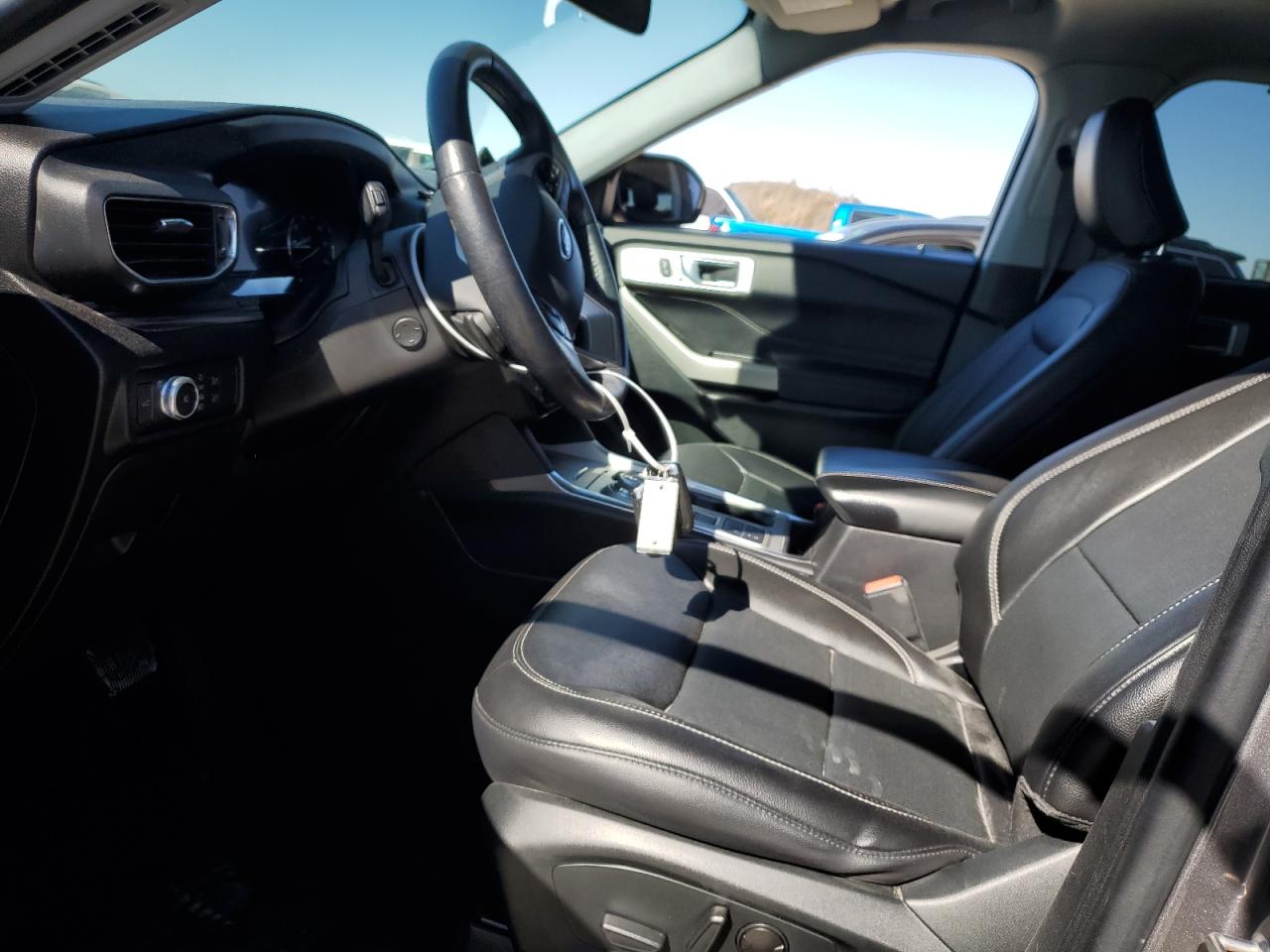 2021 Ford Explorer - Image 7