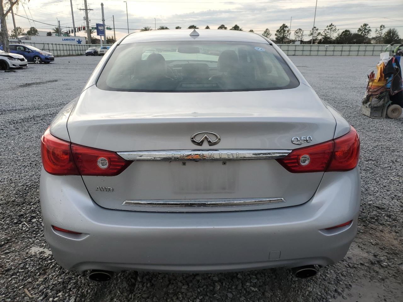 2015 Infiniti Q50 - Image 6
