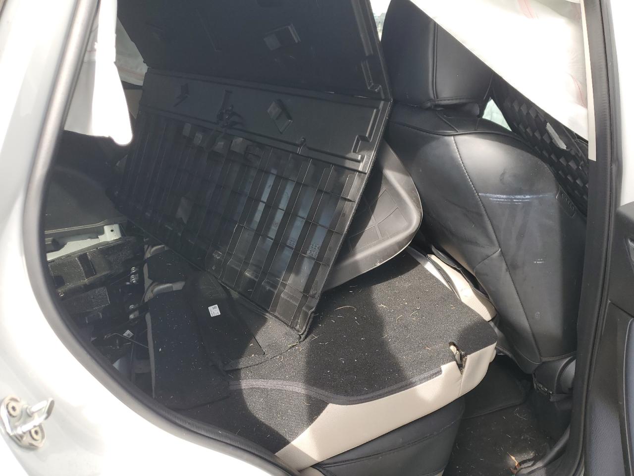 2013 Mazda CX-5 - Image 11