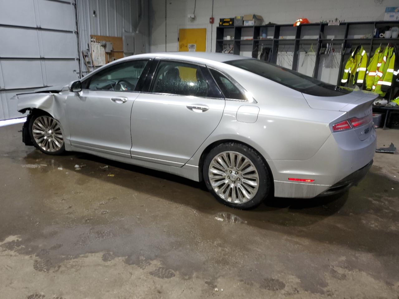 2013 Lincoln MKZ - Image 2