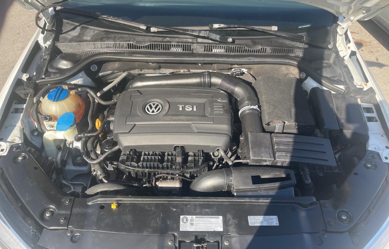 2015 Volkswagen Jetta - Image 7