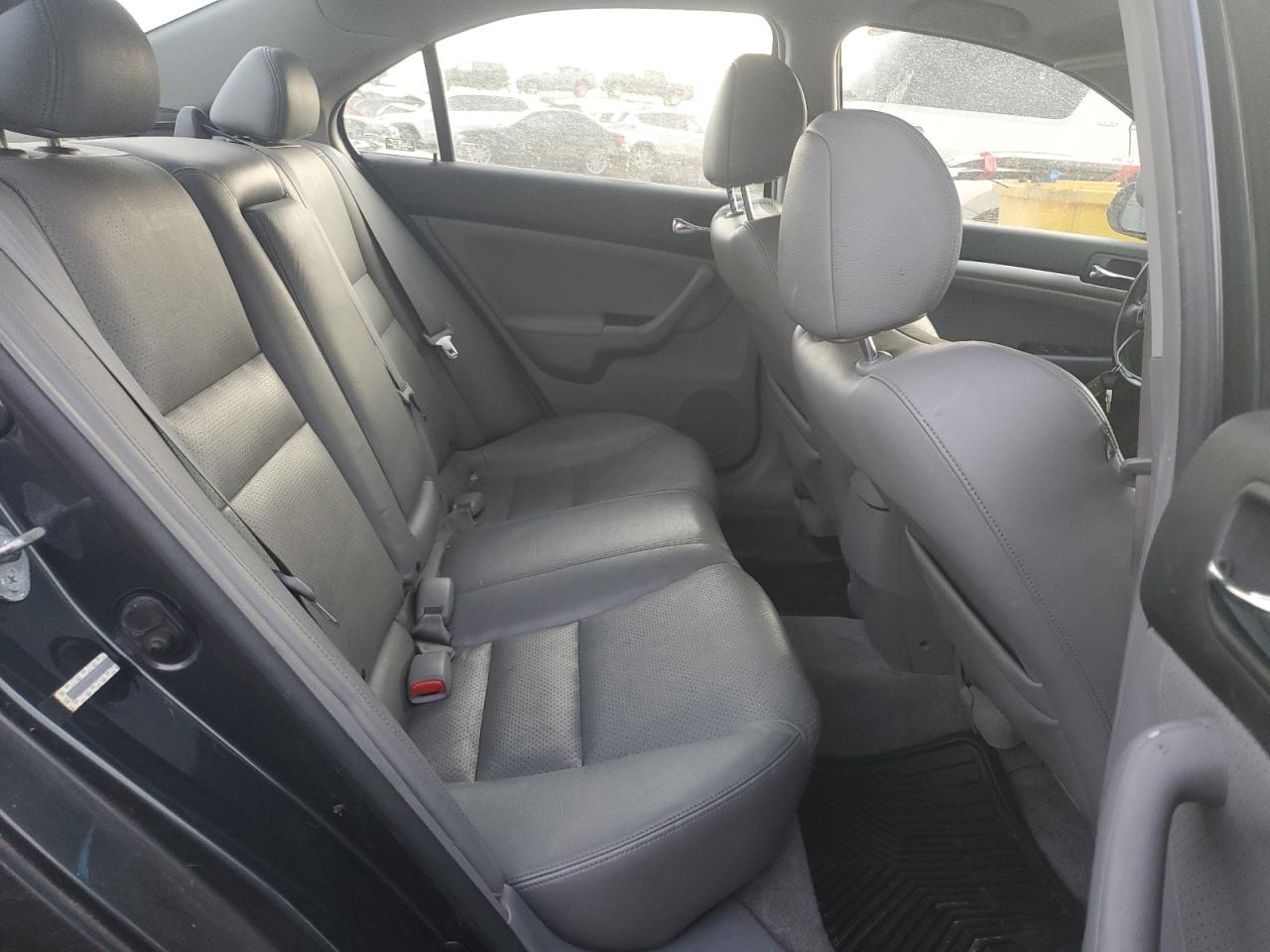2005 Acura TSX - Image 10