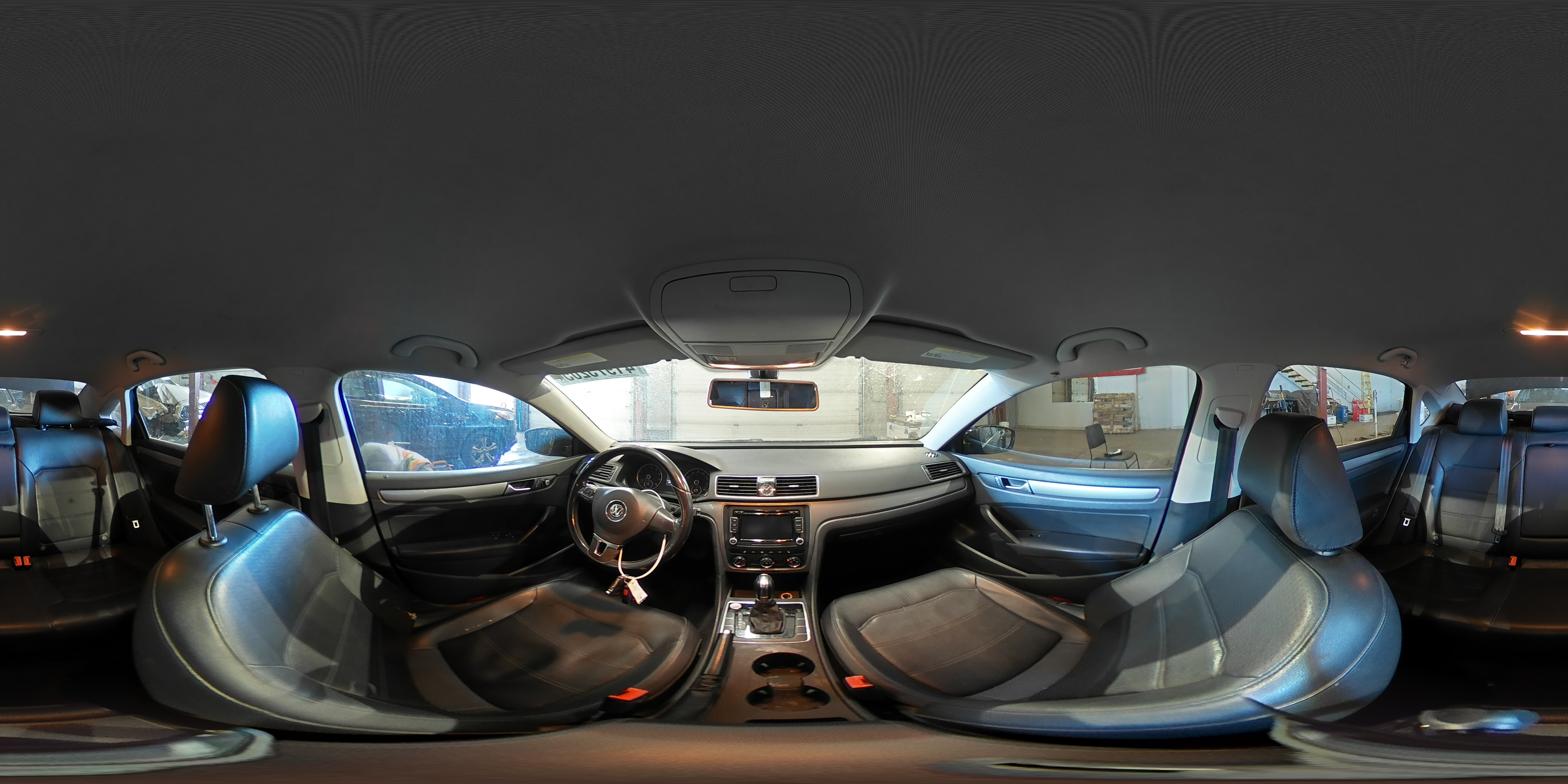 2015 Volkswagen Passat - Image 14