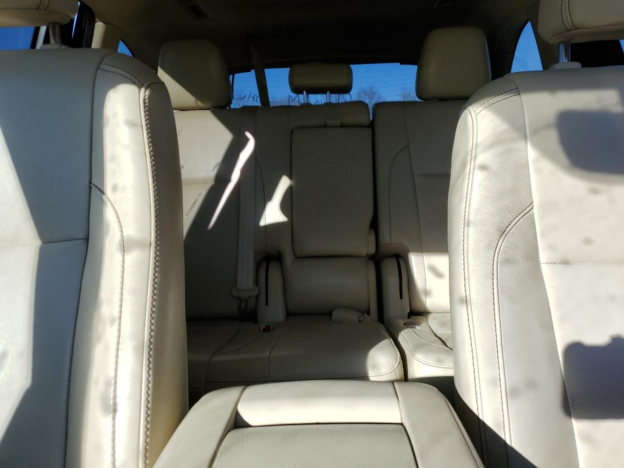2017 Toyota Highlander - Image 10